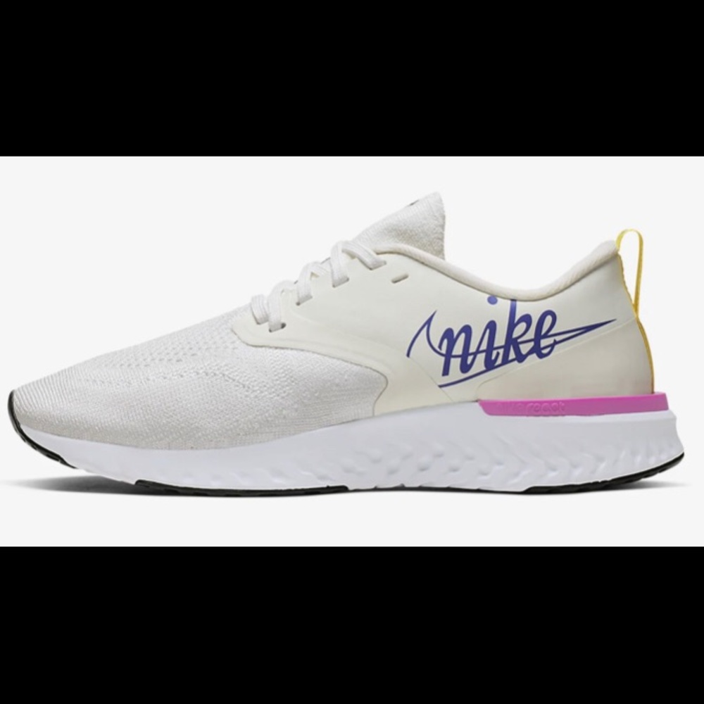 Nike Odyssey React Flyknit 2